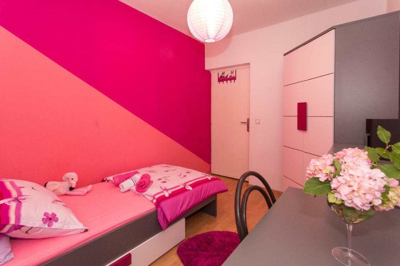 Apartmani Luis Kaštela Exterior foto