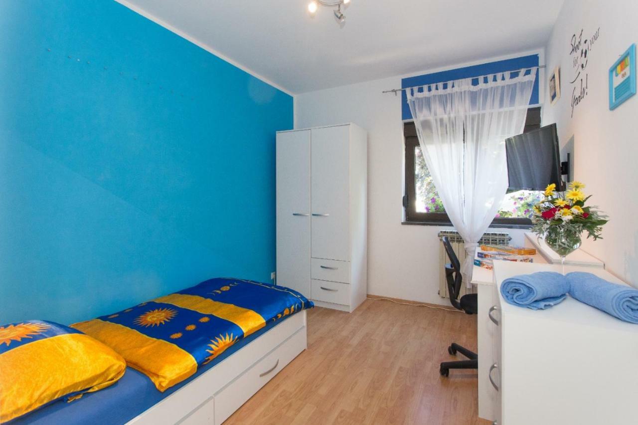 Apartmani Luis Kaštela Exterior foto